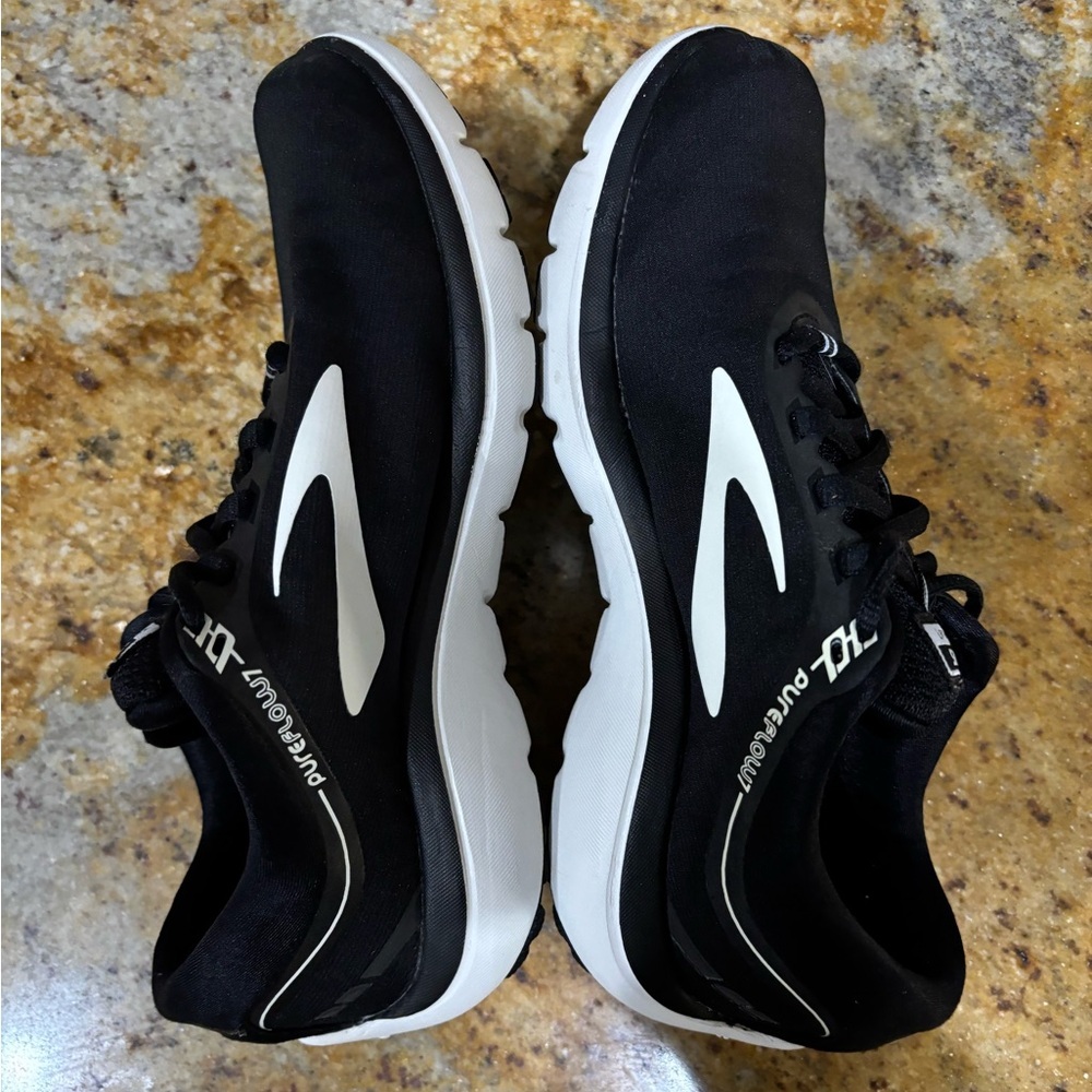 Brooks PureFlow 7 size 5.5 - Picture 6 of 8